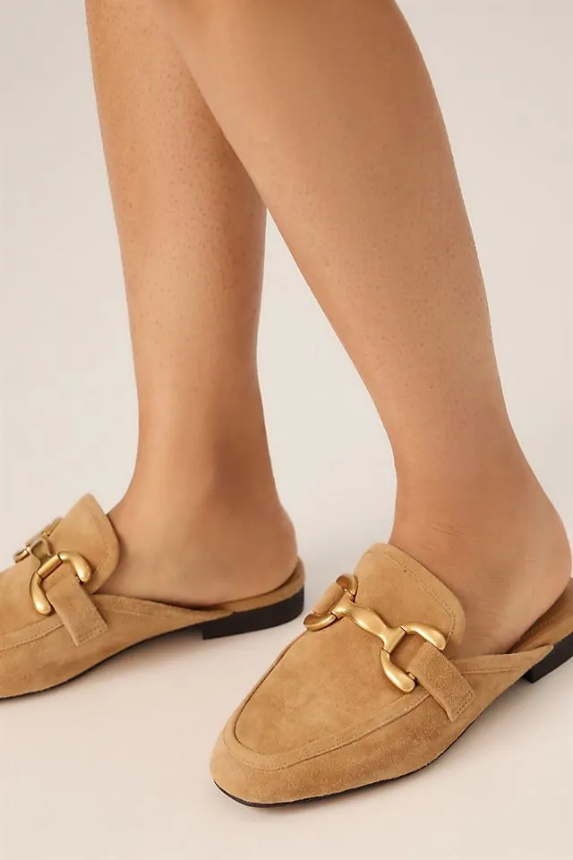 Bibi Lou Zagreb slip-ons with buckle, sand