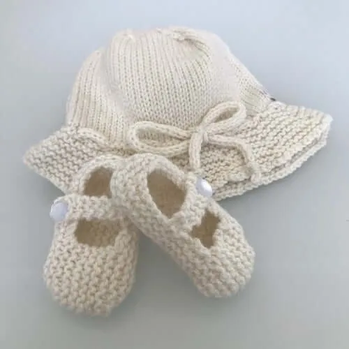 Brim Hat & Baby Mary Janes Set