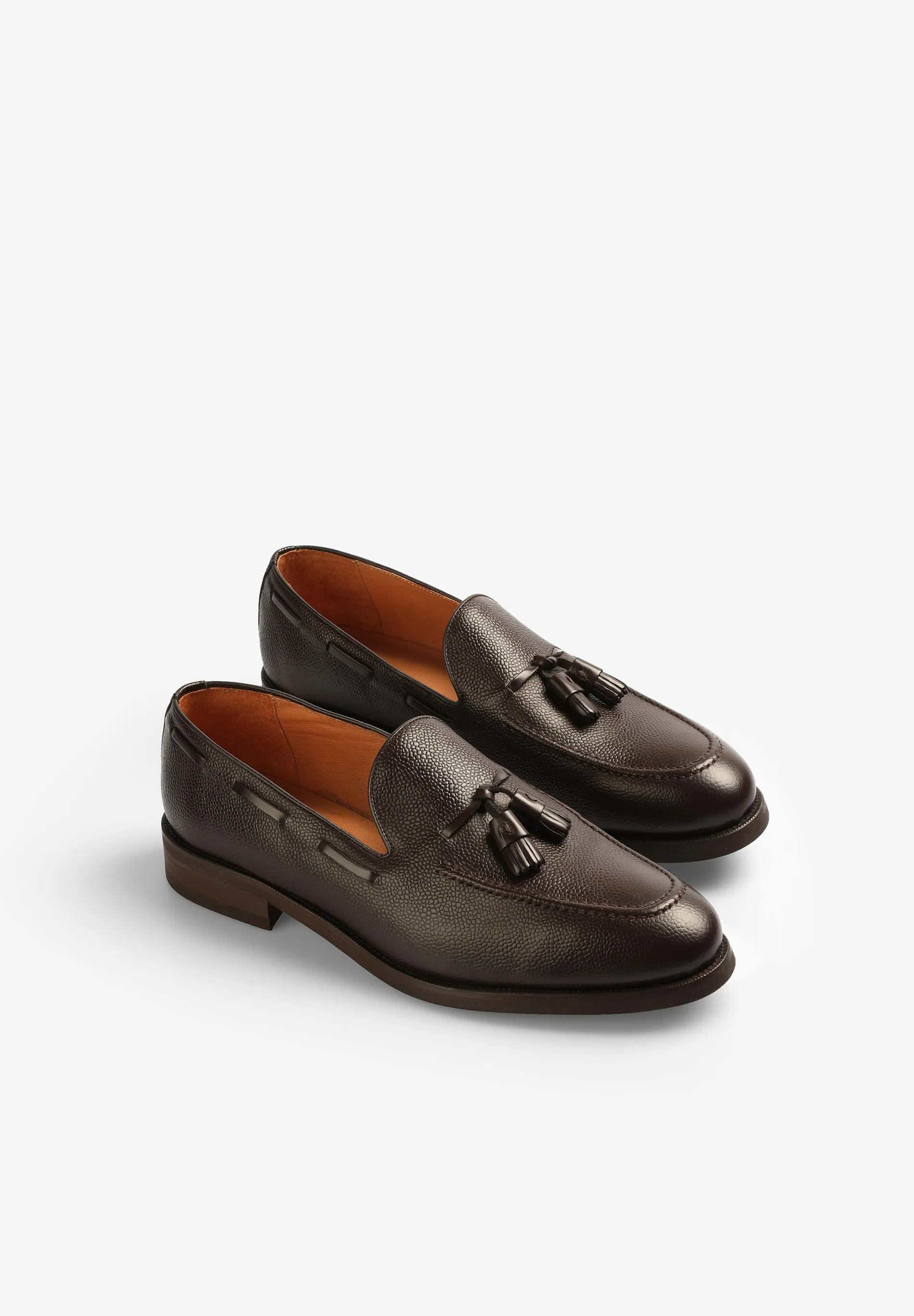 LEATHER LOAFERS WITH TASSELS